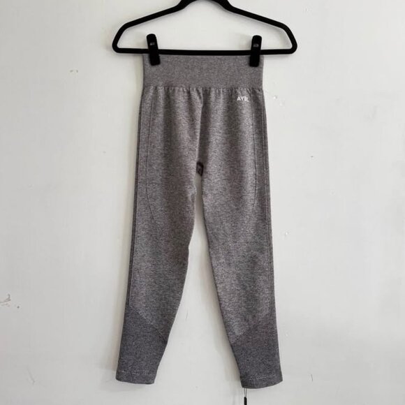 AYBL Motion Seamless Leggings - Picture 1 of 5